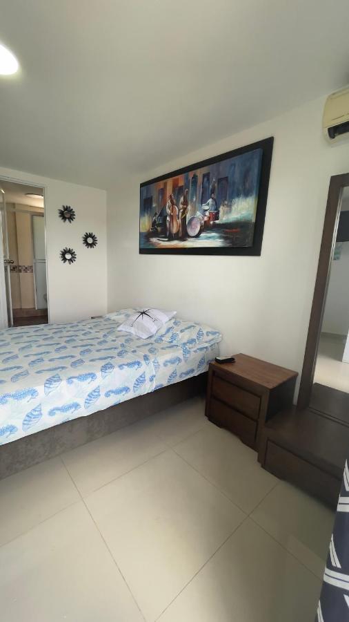 Sea Life Apartamentos En Via Principal Centro Y San Luis Сан-Андрес Экстерьер фото