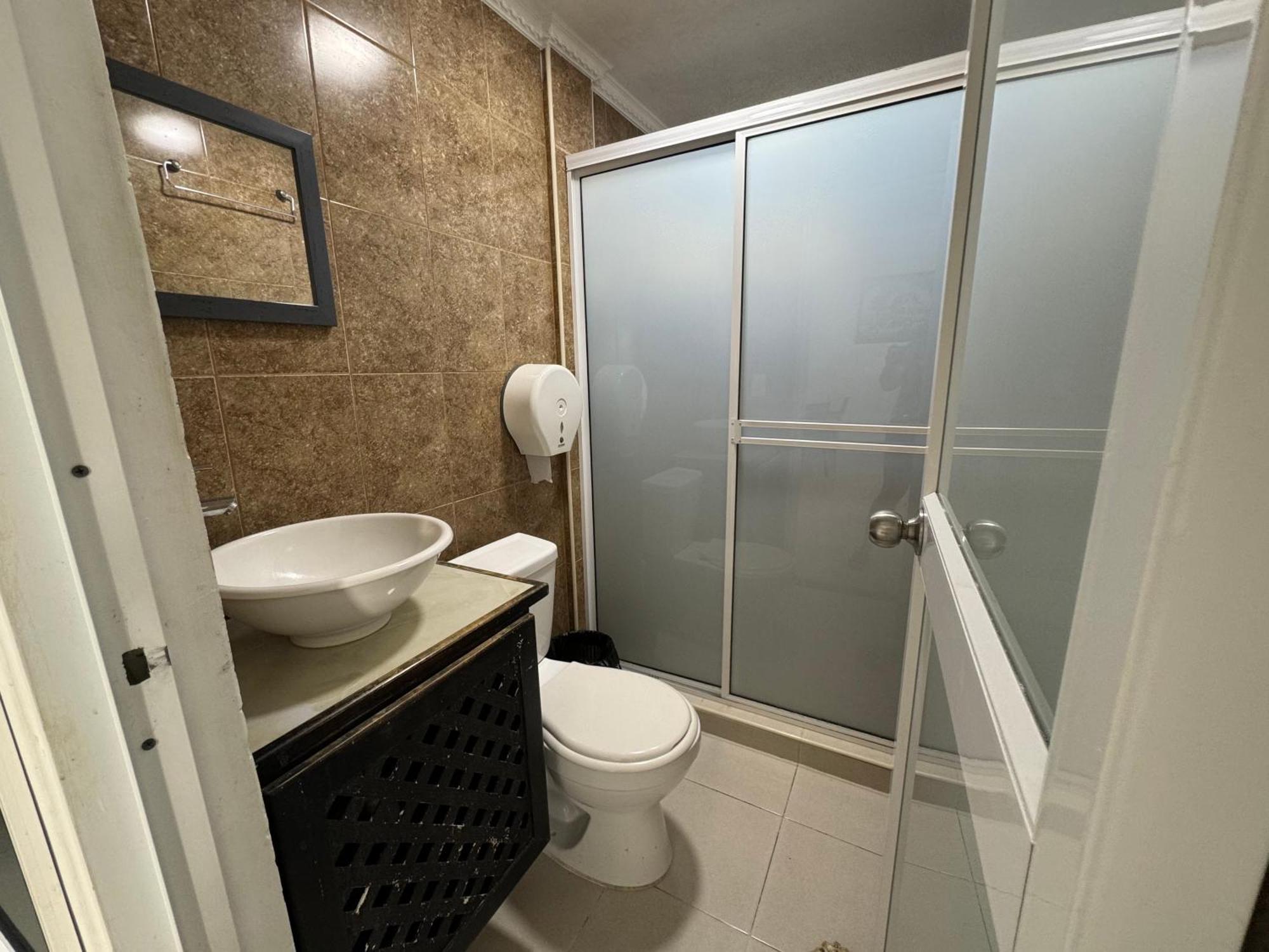 Sea Life Apartamentos En Via Principal Centro Y San Luis Сан-Андрес Экстерьер фото