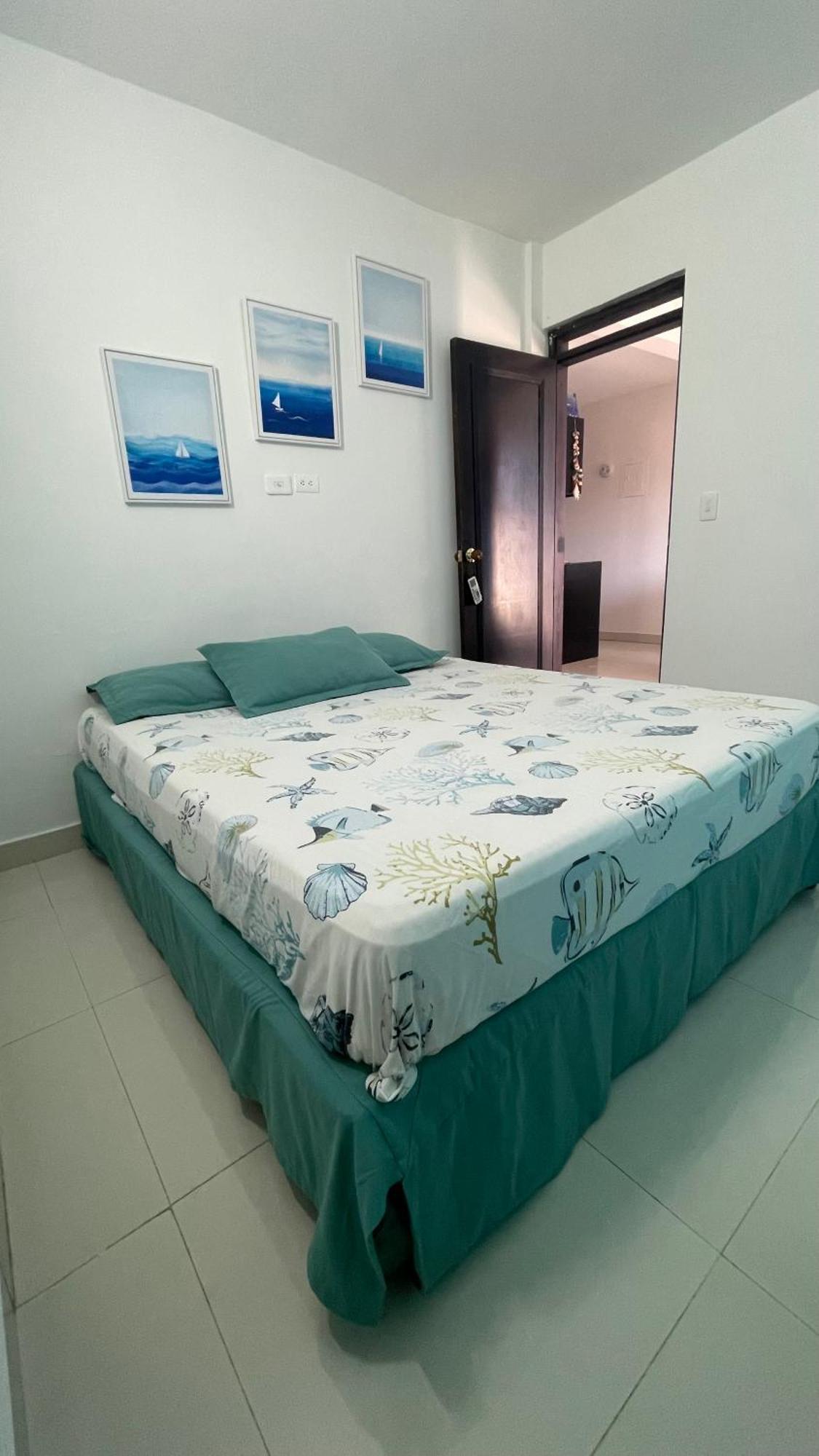Sea Life Apartamentos En Via Principal Centro Y San Luis Сан-Андрес Экстерьер фото