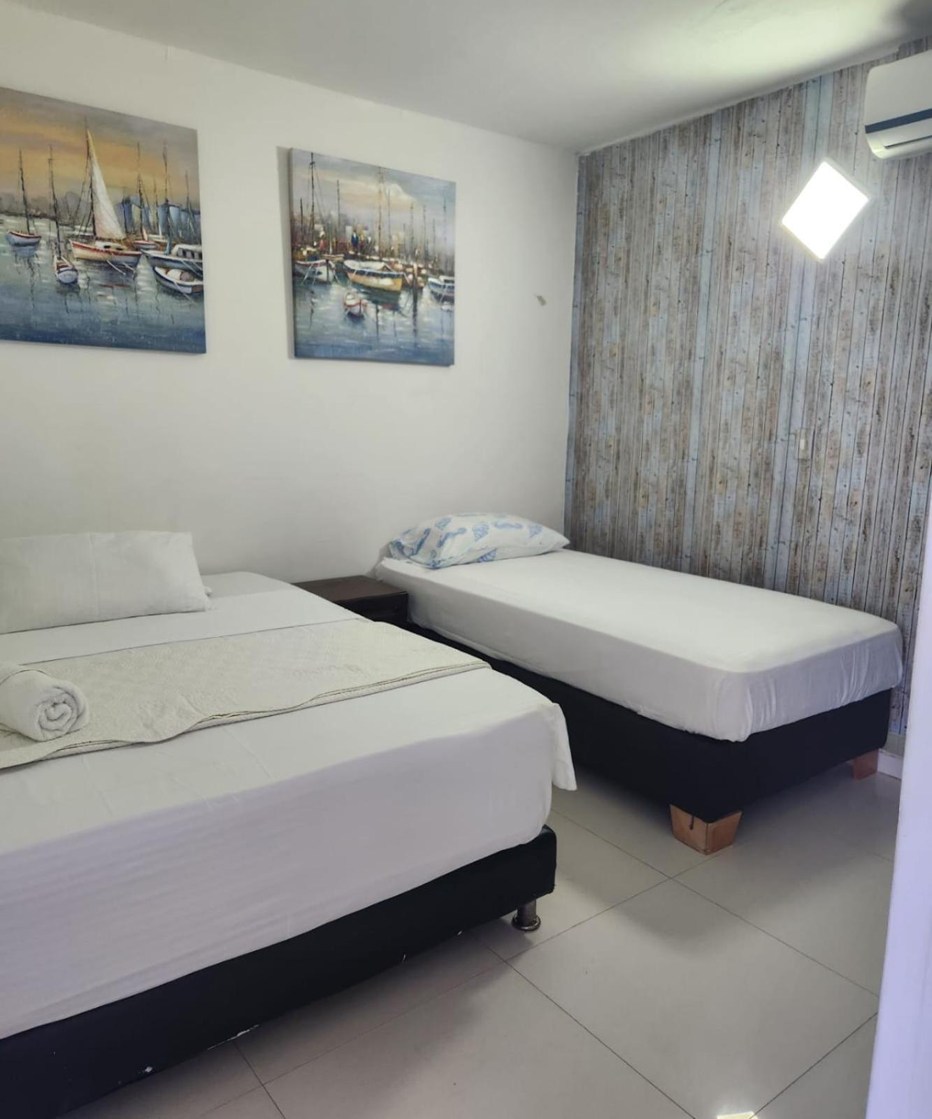 Sea Life Apartamentos En Via Principal Centro Y San Luis Сан-Андрес Экстерьер фото